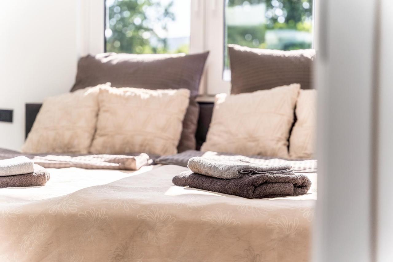 Sternenhimmel Penthouse: Cozy City Retreat with Boxspring Bed Apartment Kassel Exterior photo